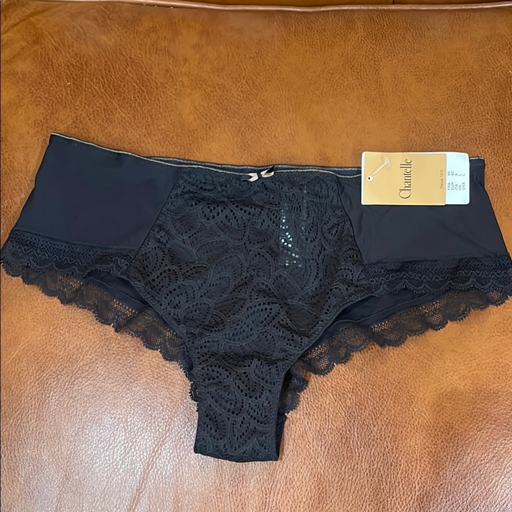 Chantelle Black Lacey Hipster Panties, NWT